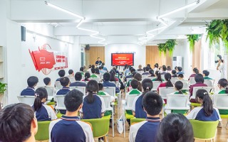 技术活动中，技术活动中最关键最富有创造性的阶段是